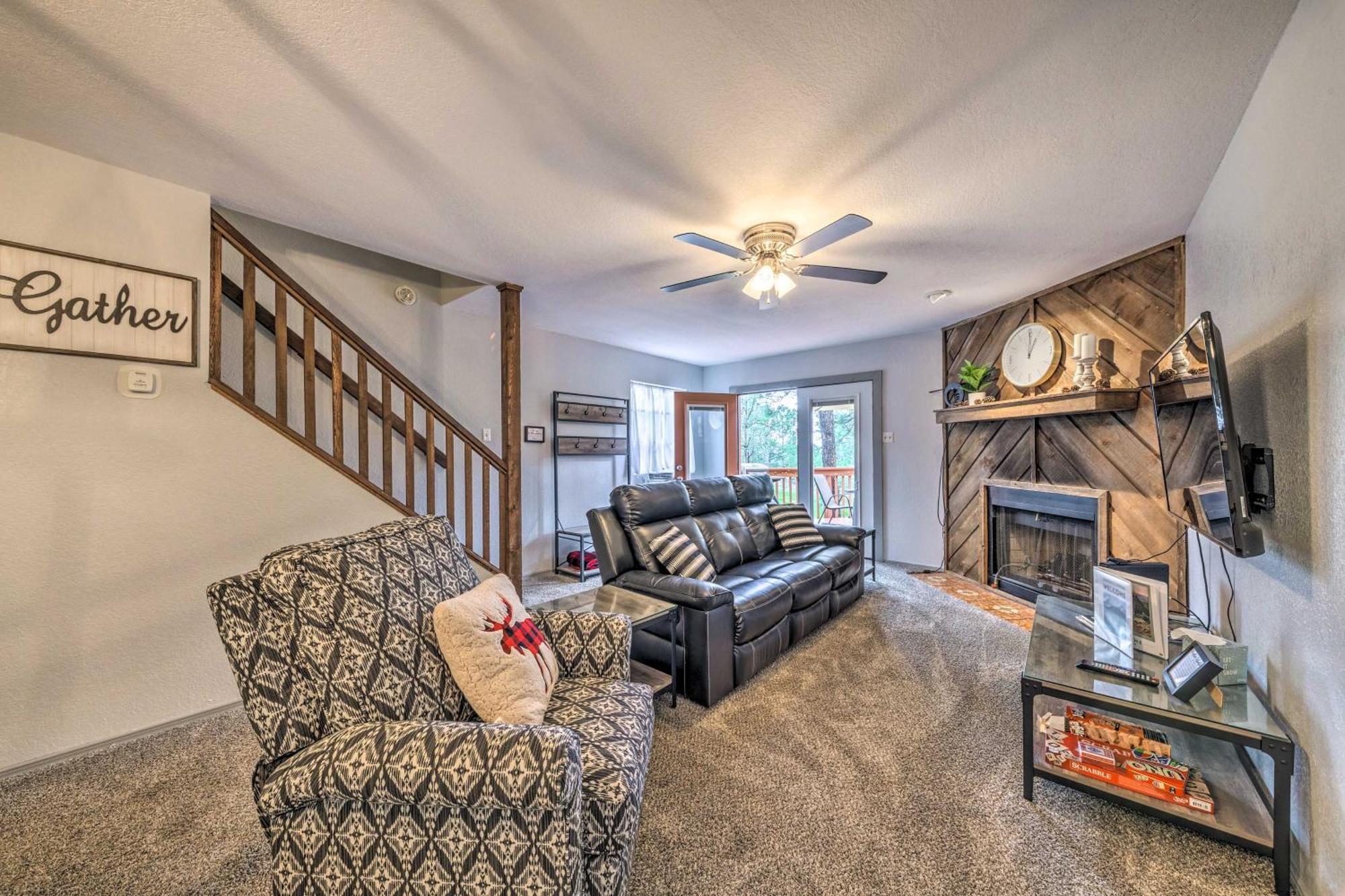 Hike, Golf And Explore Ruidoso Retreat With Deck! エクステリア 写真